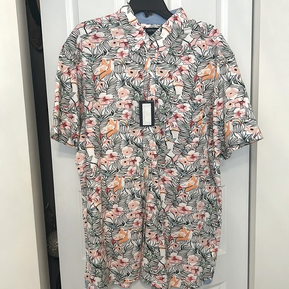 ACCEPTING OFFERS! Brand new men’s XL Cemieux button up shirt